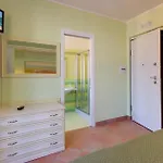 La Piazzetta 4*
