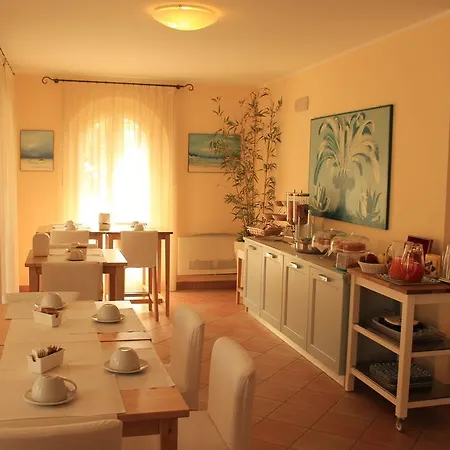 Bed & Breakfast La Piazzetta *